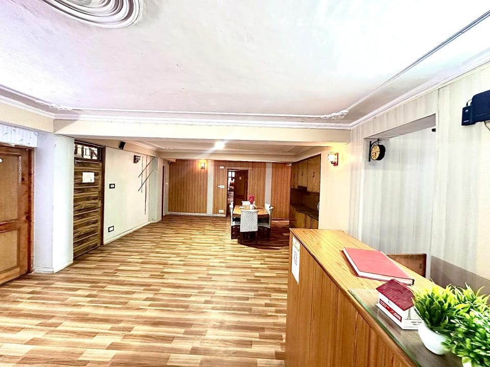 The Misty Pines Inn Hotel in Shimla