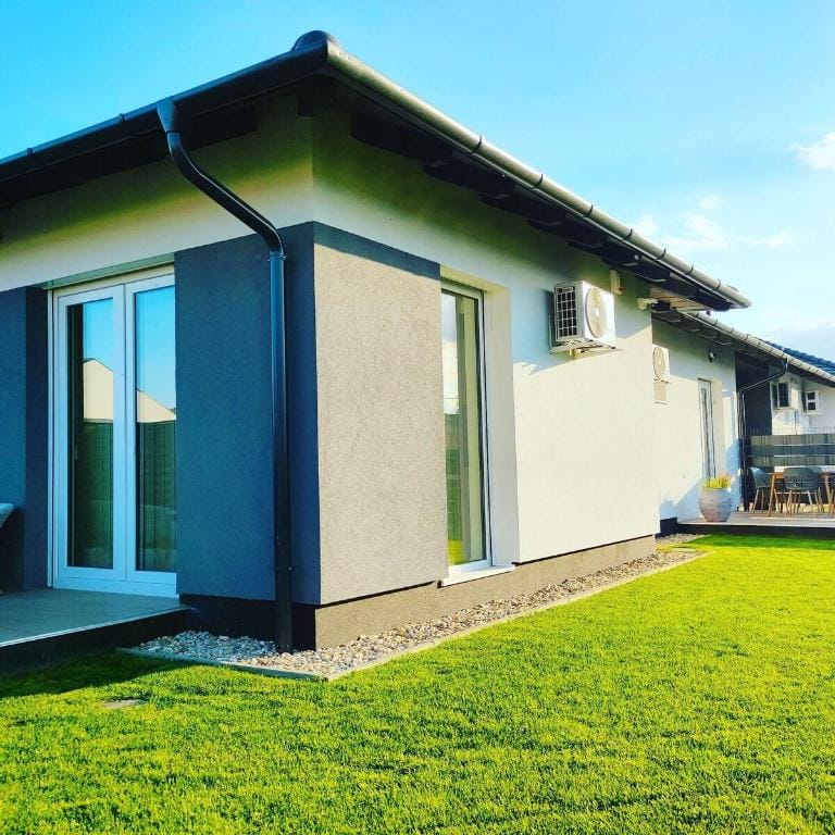 Pe-Ki Üzleti Apartman Apartment in Székesfehérvár