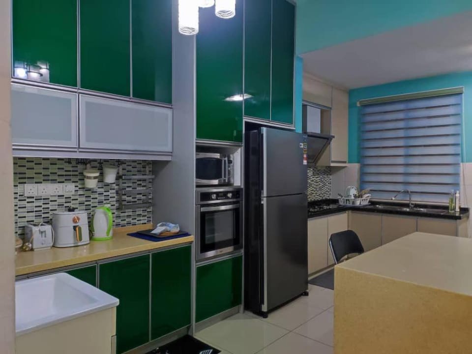 Layyin's Damai Residences Vacation rental in Selangor, Malaysia