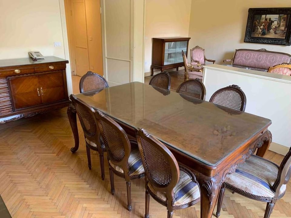 Top loca tiIon flat near the Nile & Cairo Center Apartment in Egypt