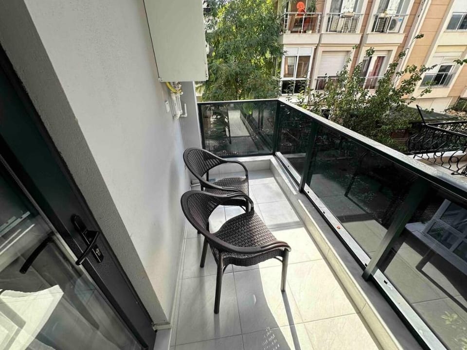 Lara'da Muhteşem Daire 4 (2+1) Apartment in Antalya