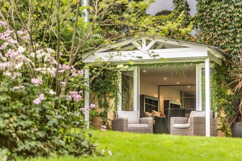 The Studio @ The Vale Penrose Apartment in Bundanoon