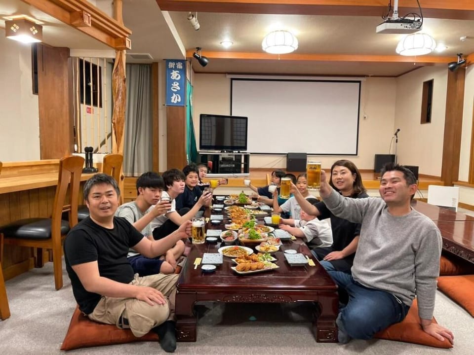 OYADO ASAKA　源泉かけ流しの露天風呂を独り占め！一棟貸切旅館「御宿あさか」29名まで宿泊可 Vacation rental in Shizuoka Prefecture