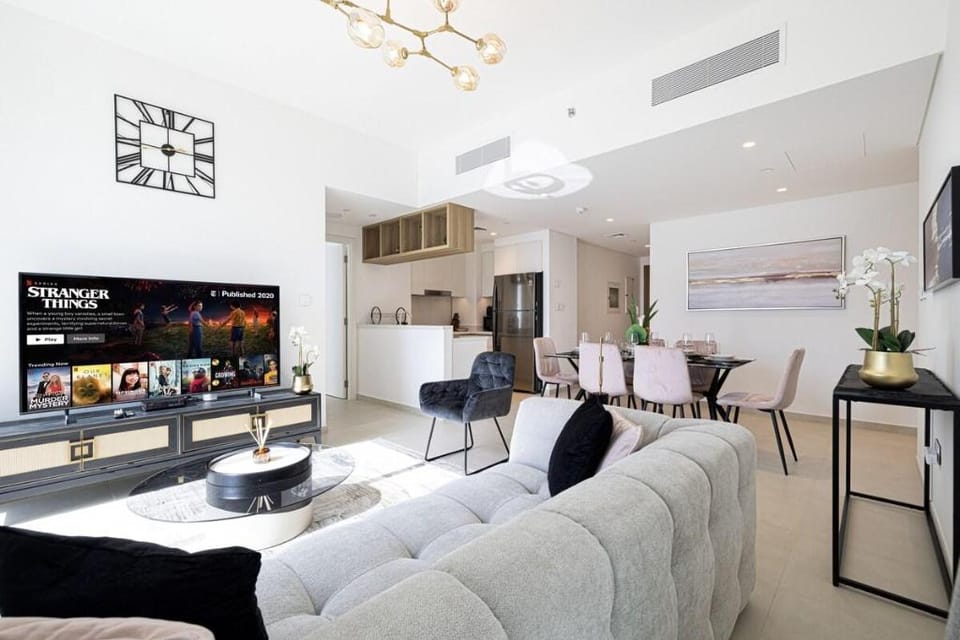 Newly Furnished 2BR  Downtown Views Vacation rental in Dubai