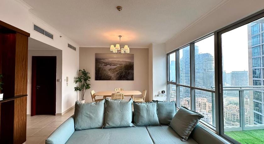 Lux BnB  I The Residences I Sky Line Views Apartment in Dubai