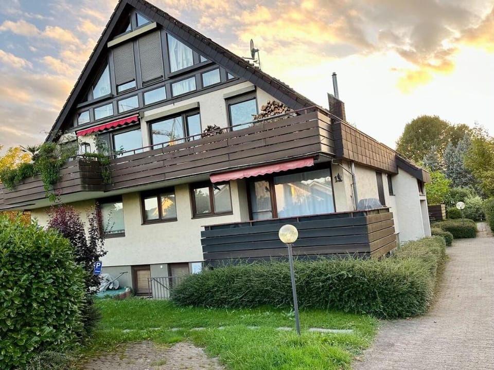 Lake-View-Oasis |StayUnix| Sauna-Balcony-Parking Apartment in Canton of Zurich