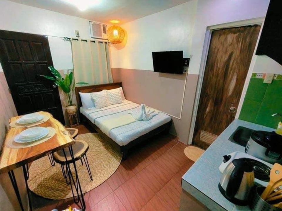 Casa Colada : Your Relaxing Home Away From Home Apartment in Makati