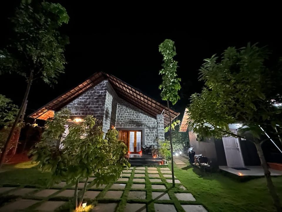 Pet friendly private pool villa near bangalore Vacation rental in Tamil Nadu