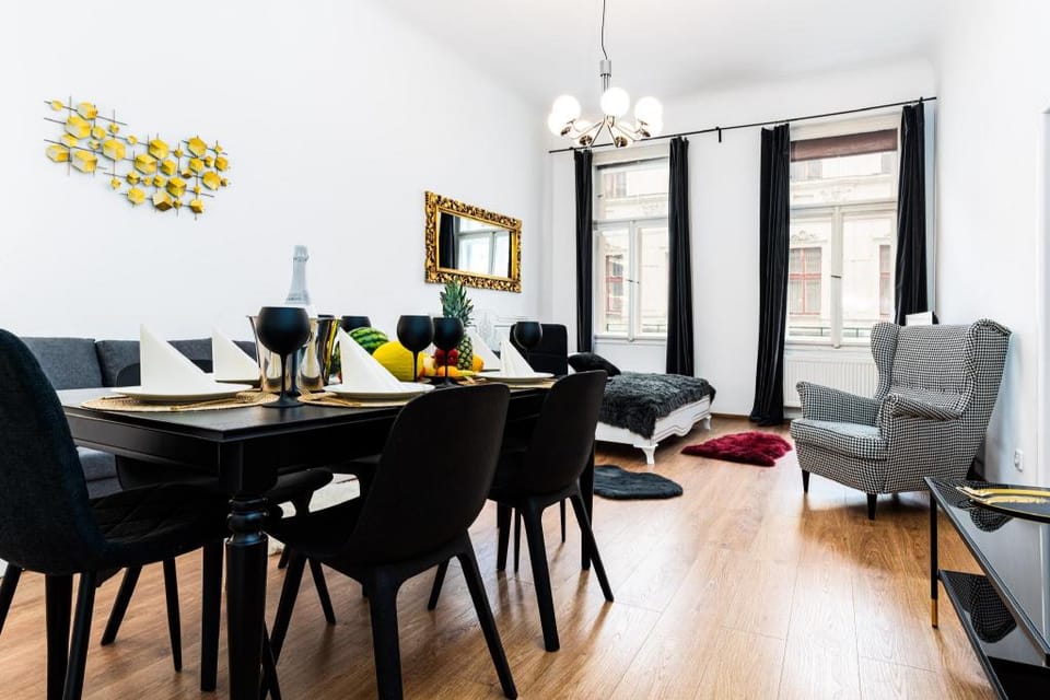 Royal Excellence Suite  Apartment in Prague