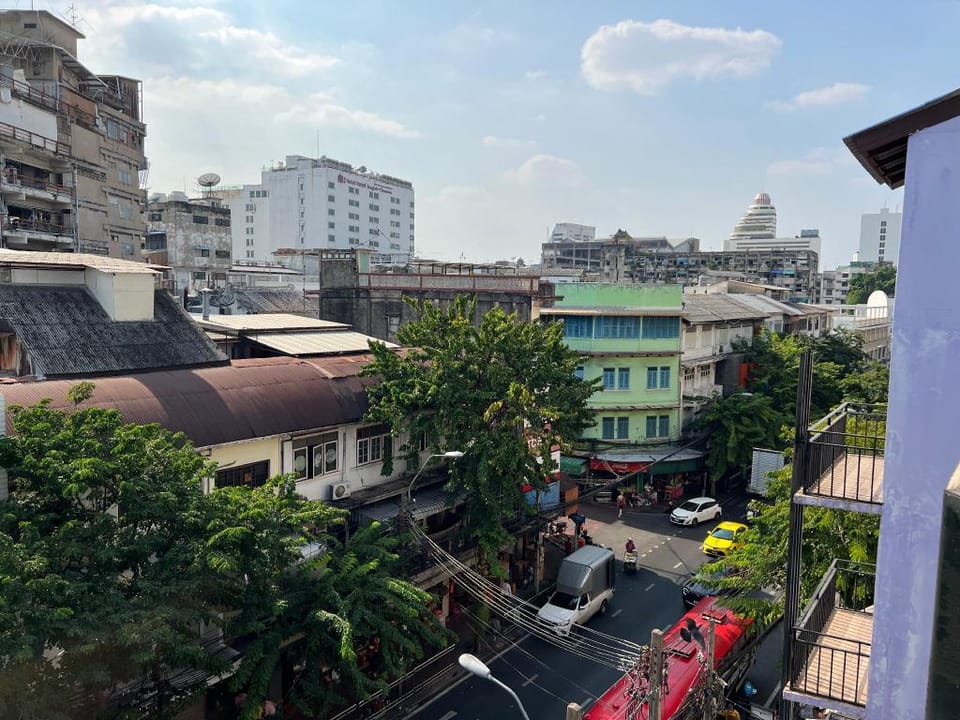 Hidden Gems in China town, 2BR Apartment in Bangkok