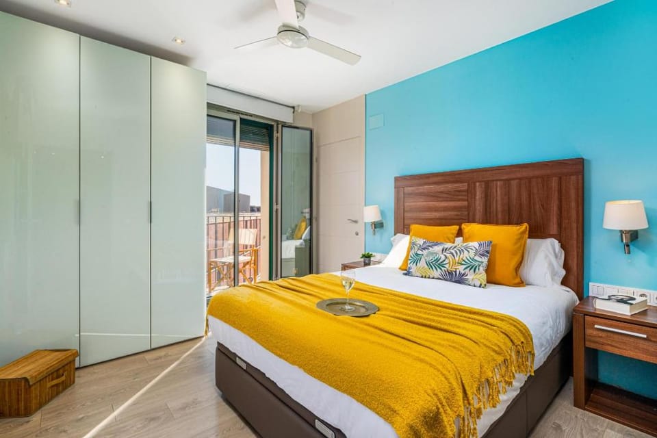 Beautiful suite on the beachfront 4 Apartment in Barcelona