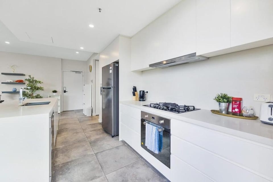 KozyGuru | 2 Bed APT in Mascot Vacation rental in Mascot