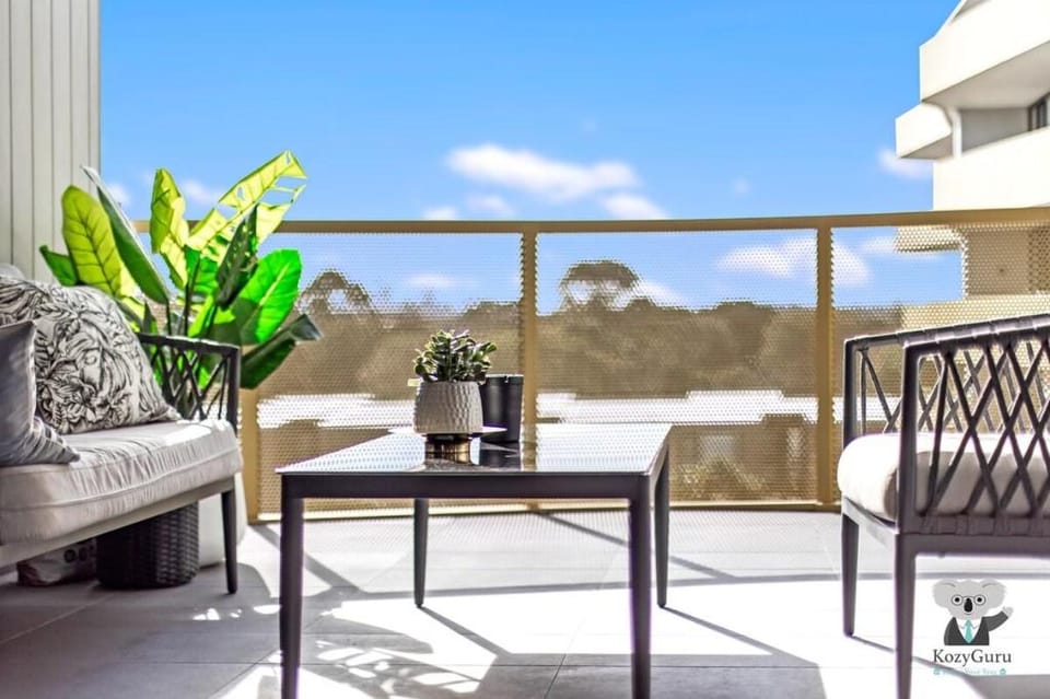 KozyGuru | Pagewood | Cosy Clean 2Bed Apt Vacation rental in Sydney