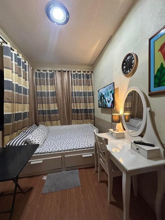 Transient Room Manila Apartment in Manila City