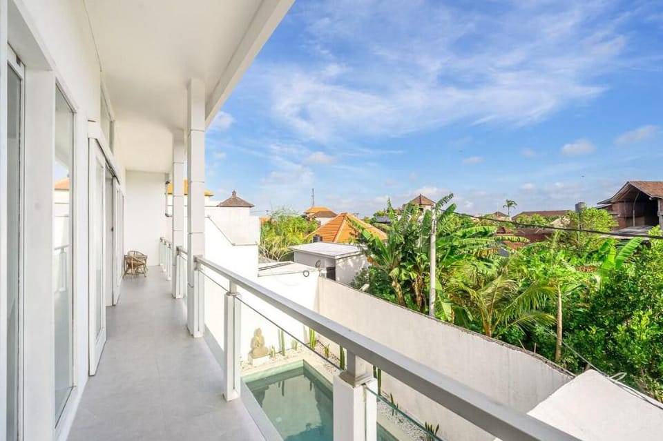 Modern 3BR Villa in Canggu Vacation rental in North Kuta