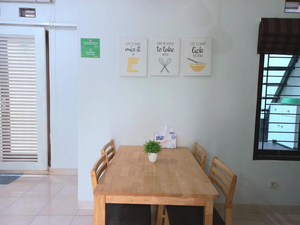 Homestay Syariah Jakal 2 by Simply Homy Vacation rental in Special Region of Yogyakarta