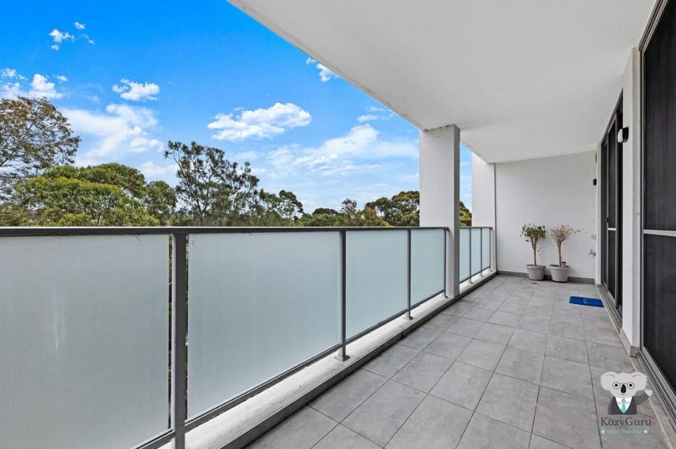 KozyGuru | Wentworthville | 2 Bed 2 Bath Apartment in Sydney
