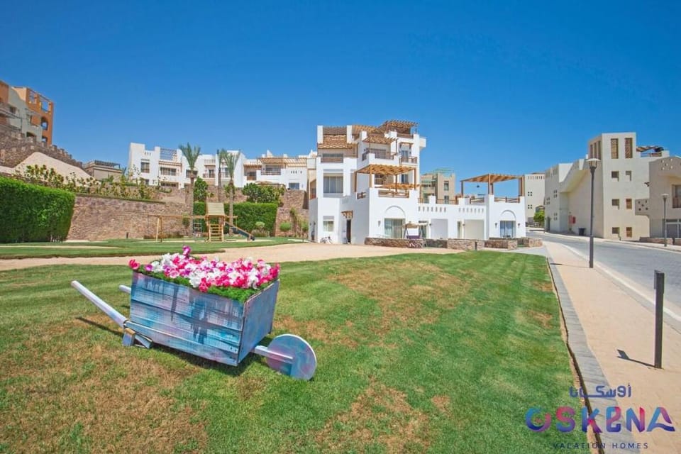 OSKENA Homes- Beautiful Twin Studio-Sea View Apartment in Hurghada