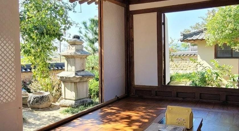 Gyeongju Stone Lantern Home Hanok Stay Bed and Breakfast in South Korea