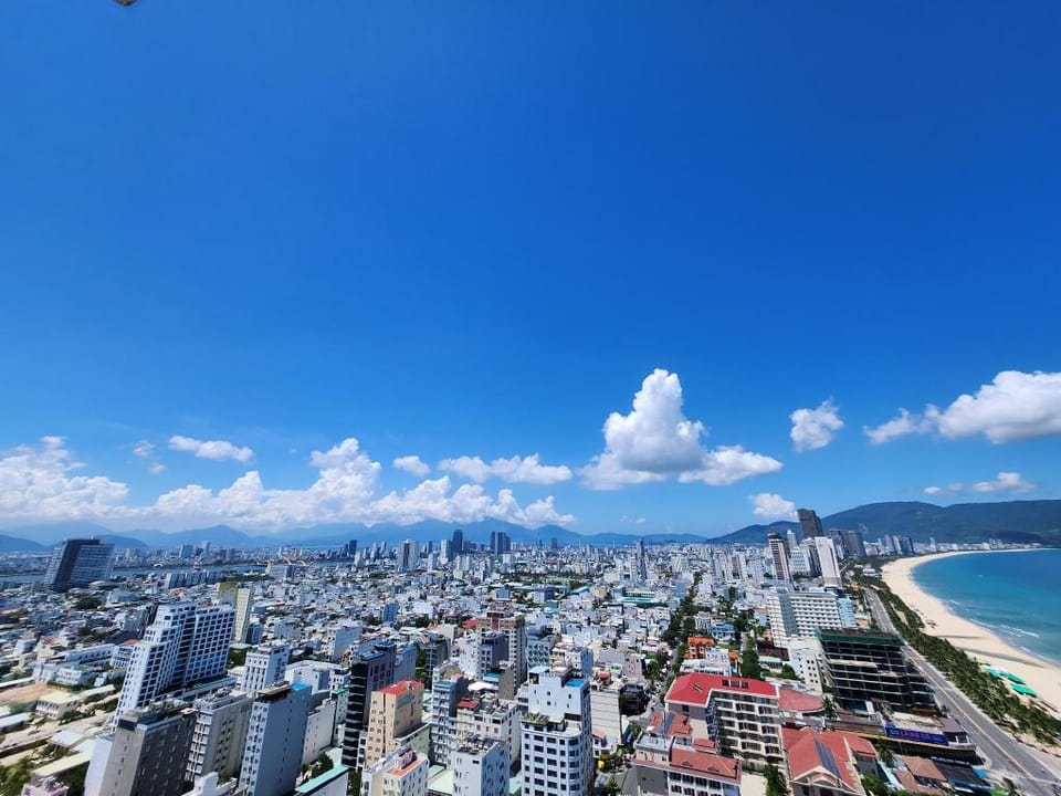 Căn hộ Mường Thanh biển Mỹ Khê Apartment in Da Nang