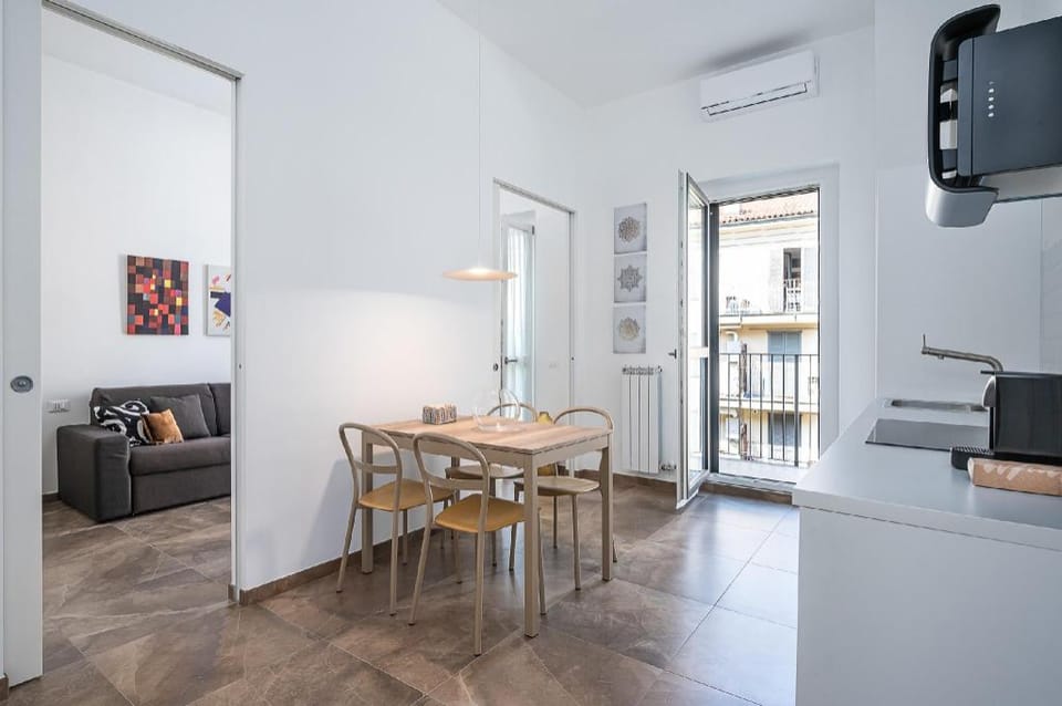 Gottardo Apt bilocale zona Navigli Apartment in Milan