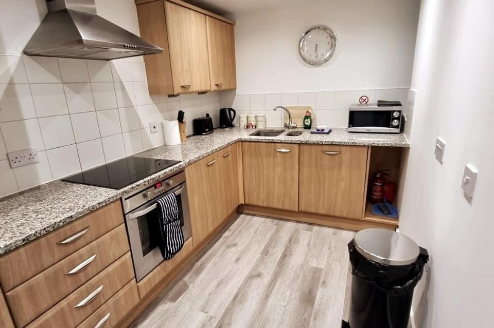 Wandsworth Park ~ London Apartment in London