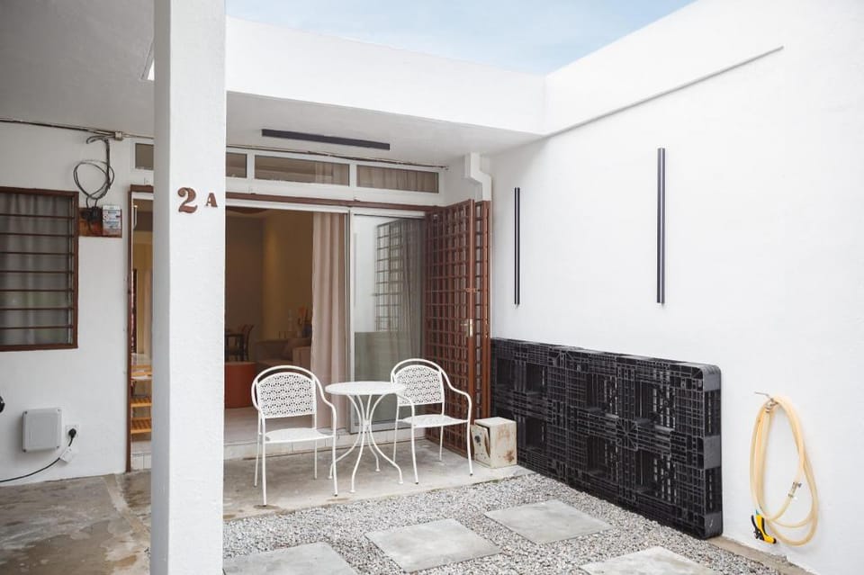 Cozy 2-Bedroom Landed House Near Icon City, BM Vacation rental in Penang