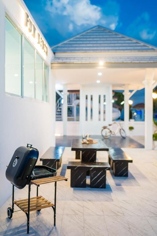 Fun Beach Pool Villa Villa in Chon Buri Changwat