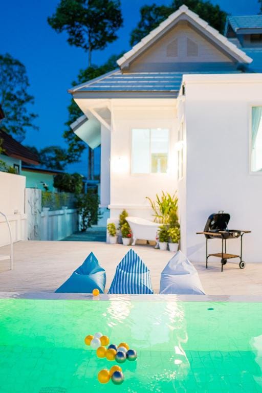 Fun Beach Pool Villa Villa in Chon Buri Changwat