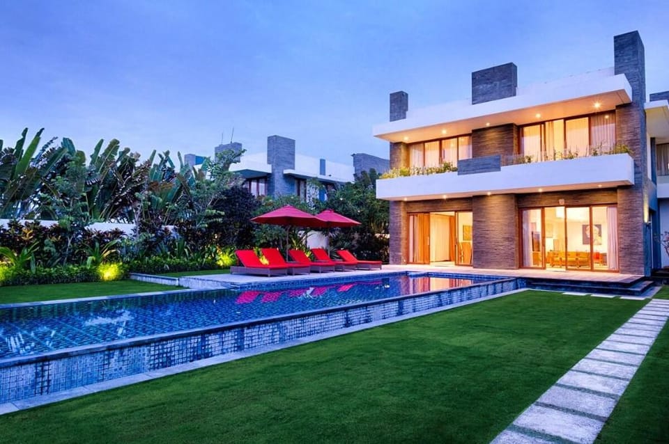 Amazing 5BR Private Pool Beachfront Villa Villa in Blahbatuh