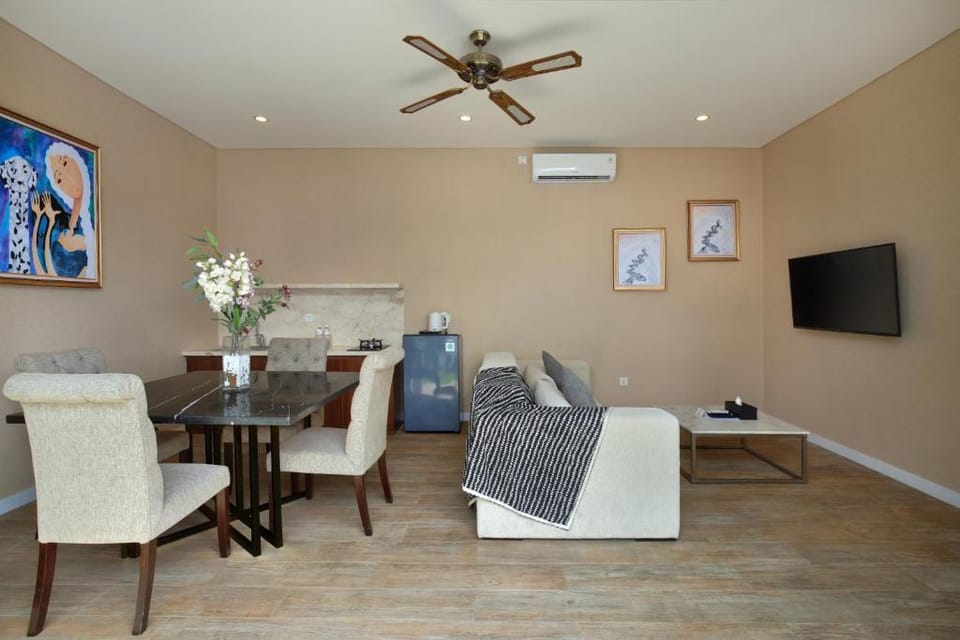 Romantic 1 BR Private Pool Villa DH01 Villa in North Kuta