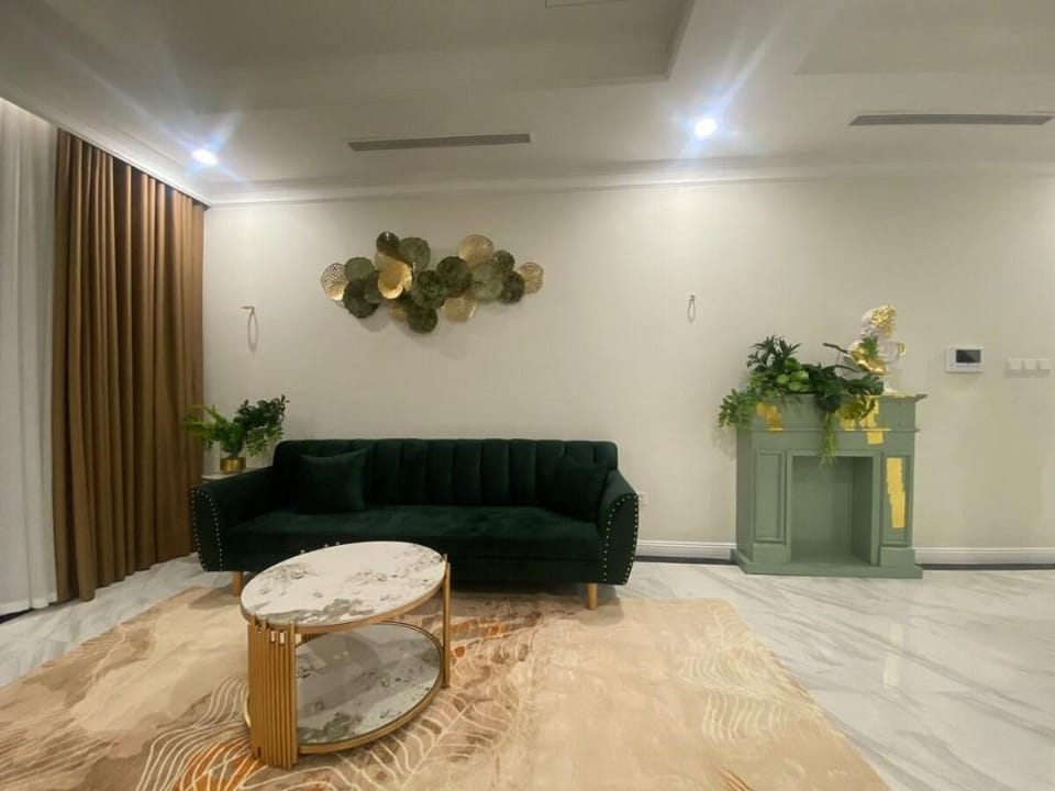 Căn hộ cao cấp 3 phòng ngủ Hateco Laroma Apartment in Hanoi