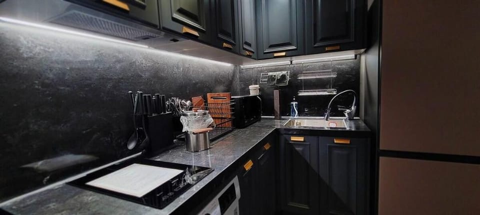 House of Gallery-Namsan: Suite Room, Many Beds, Room 401 Vacation rental in Daegu