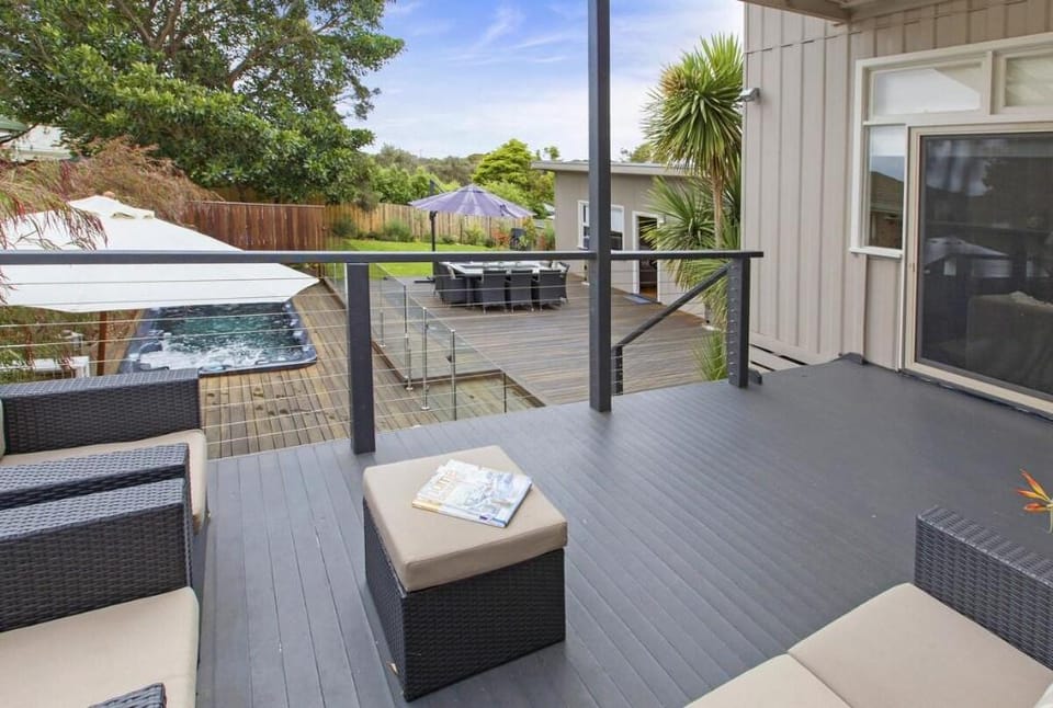 Madeleine Street - renovated with heated spa Vacation rental in Melbourne