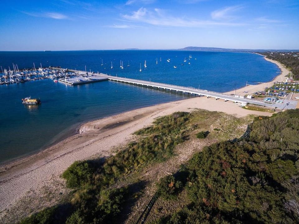 Front Beach Shack - close to beach & village Vacation rental in Melbourne