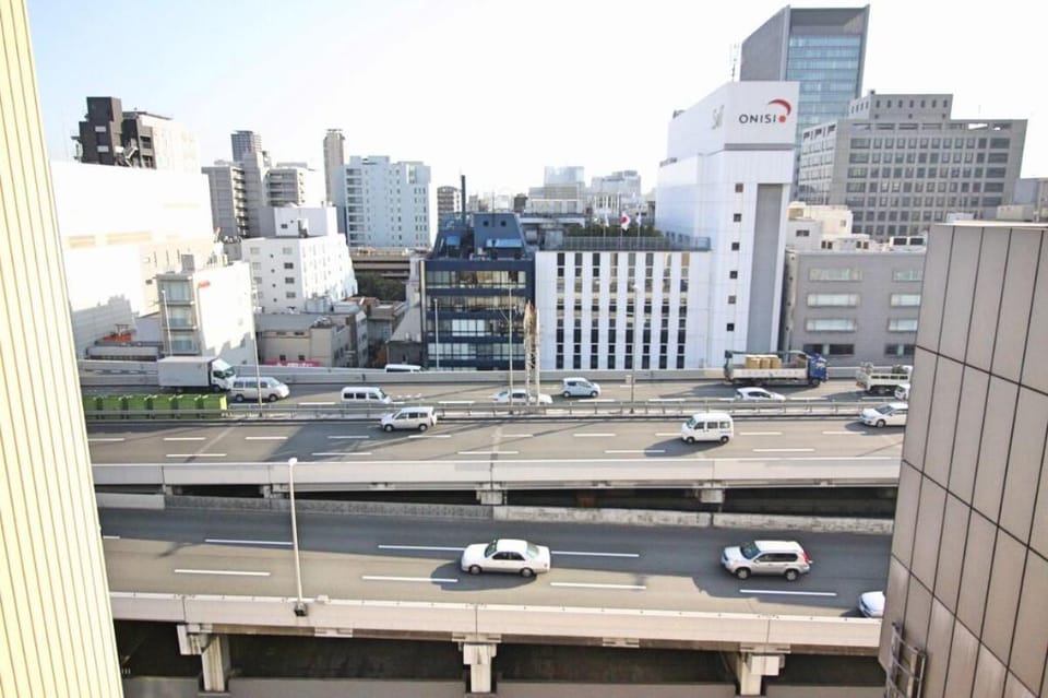 Osaka Shinsaibashi Hommachi-1min 4ppl Loft Lift Apartment in Osaka