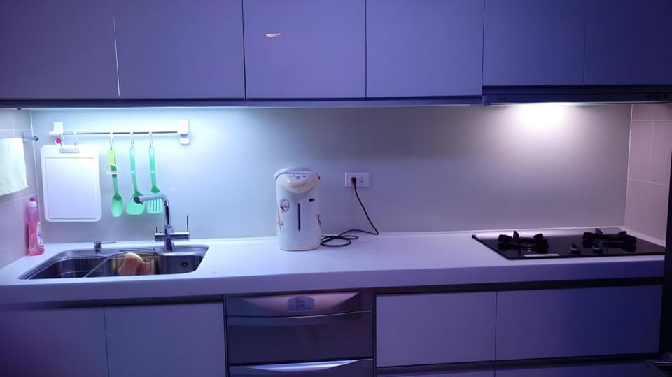 Near Taipei Main Station, can cooking, bathtub Apartment in Taipei City