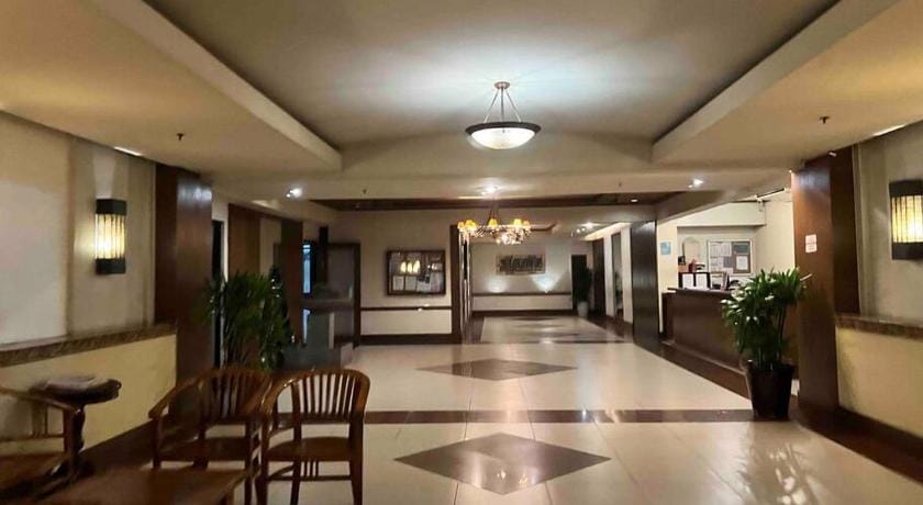 Two Bedroom Penthouse Condo Unit near Airport NAIA Apartment in Pasay