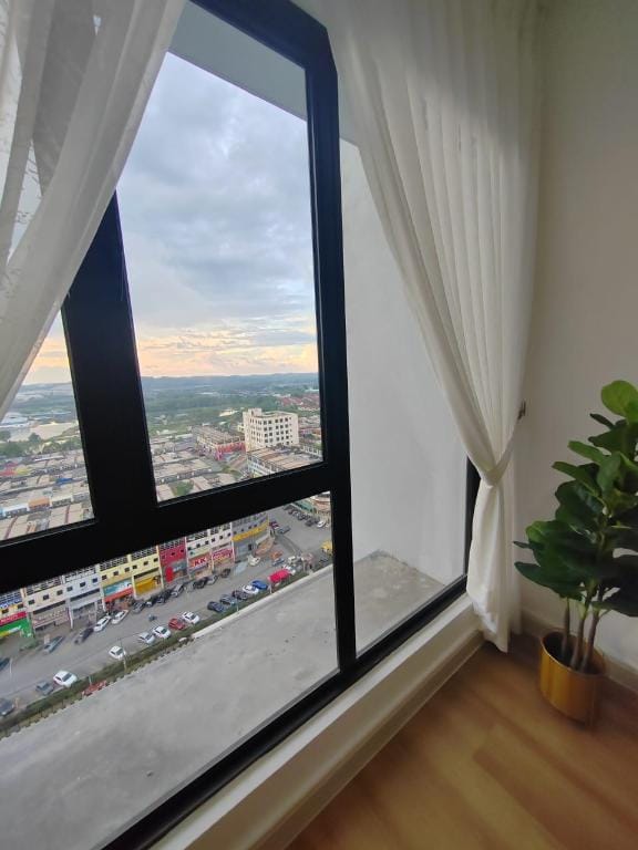 Orphic Homestay @ Bandar Country Homes, Rawang Apartment in Selangor, Malaysia