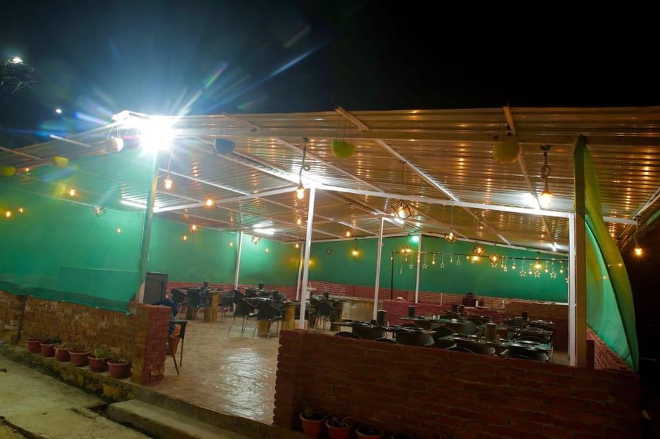 Royal Chaudhary Camp  Luxury tent in Uttarakhand