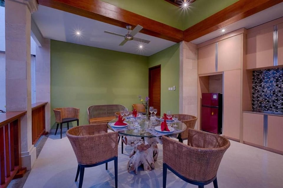 Intimate 2BR Private Pool Villa near Canggu Beach Villa in North Kuta