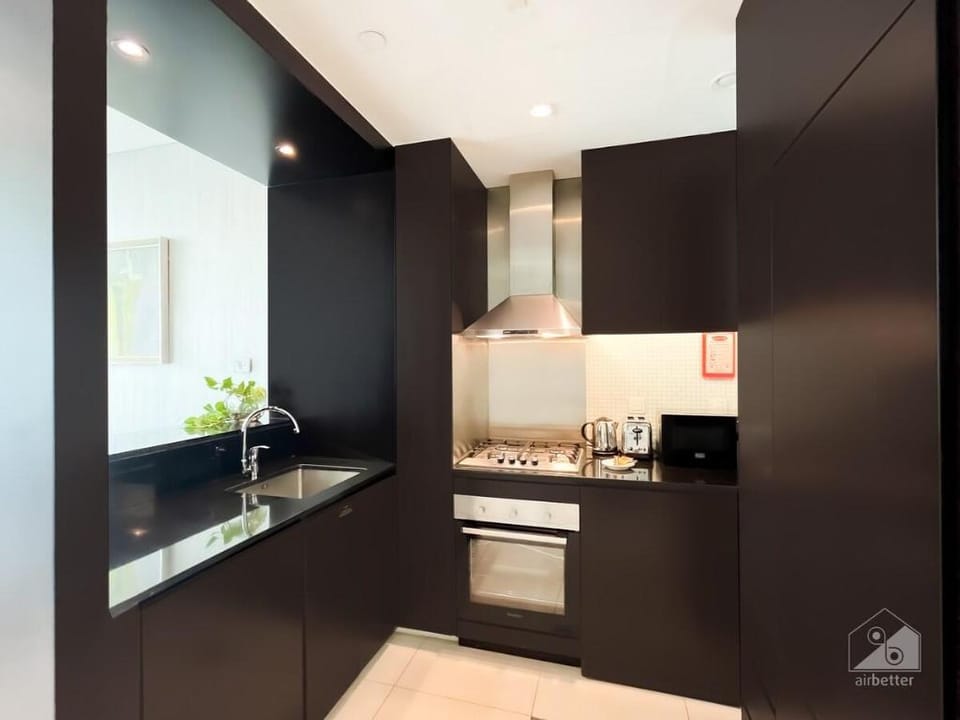 Stunning Apt with balcony & incredible views Dubai Vacation rental in Dubai