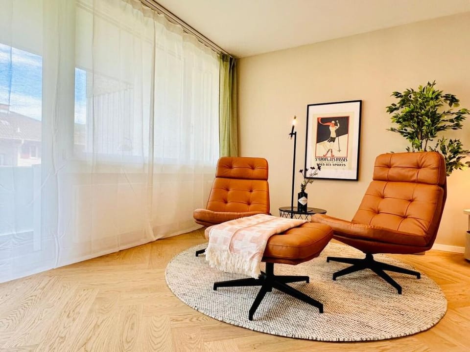 Modern City Studio with Balcony Apartment in Zurich City