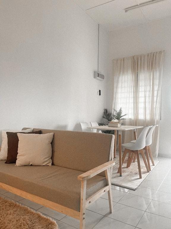 The White Sands Homestay Pekan Pahang Hotel in Pahang, Malaysia