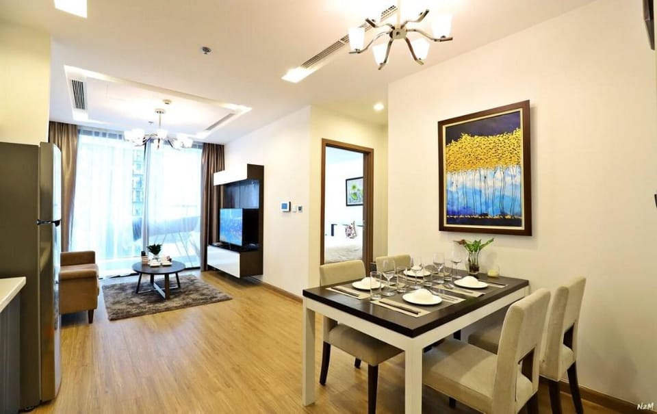 Căn Hộ Cao Cấp 1 Phòng Ngủ Tại Metropolis Hà Nội Apartment in Laos
