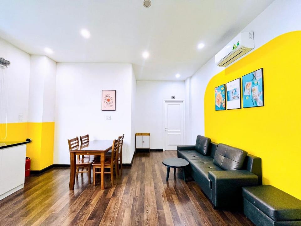 Danang Beach Pool Villa - Free Airport Pick-up Villa in Da Nang