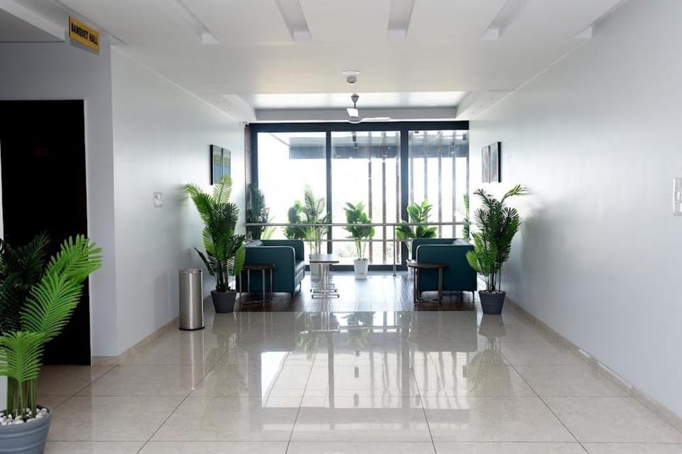 HOTEL ICON INN Apartment in Gujarat