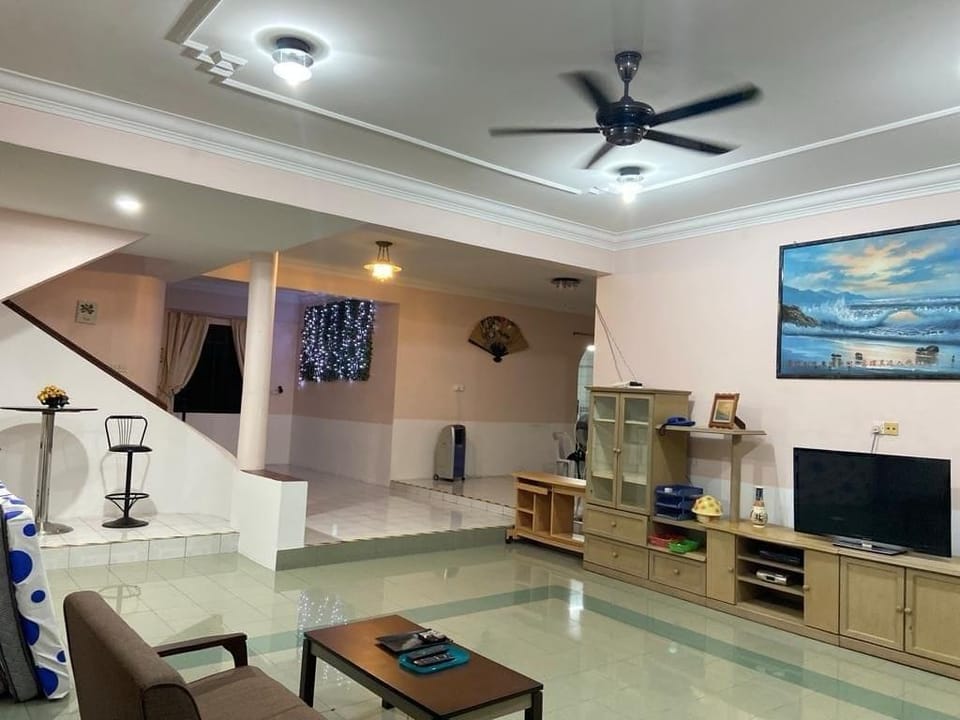 P2 Homestay (Stampin) Vacation rental in Kuching