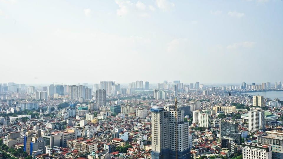 Căn hộ 4 phòng ngủ 3 phòng tắm Metropolist. Apartment in Laos