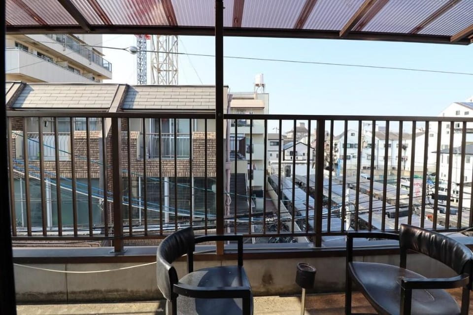 en stay001：４人から１２人に最適な大型スイートルーム Vacation rental in Osaka